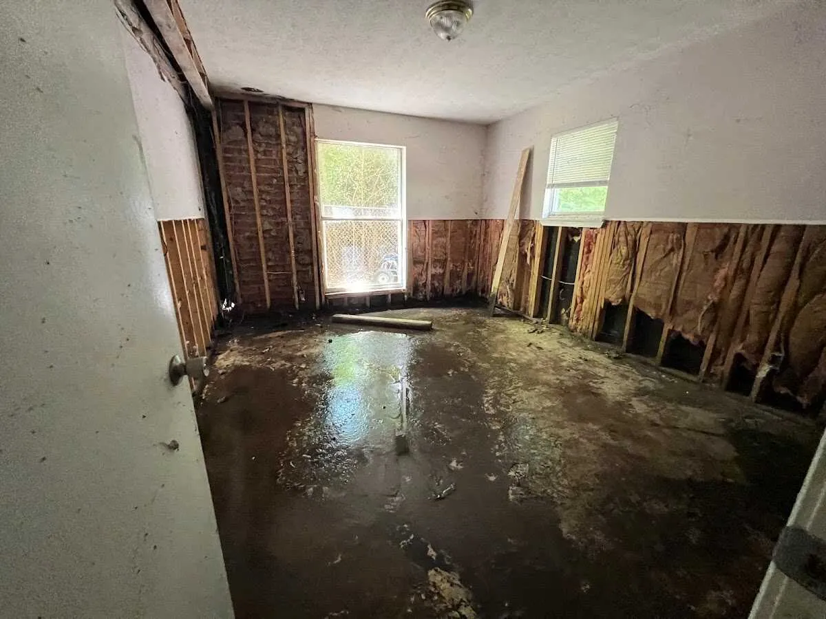 Water Damage Restoration services in Huntington, VA